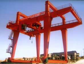 上海U型雙梁吊鉤門式起重機(jī)