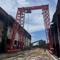 湖北省宜昌市五峰縣龍門吊，行吊，門式起重機